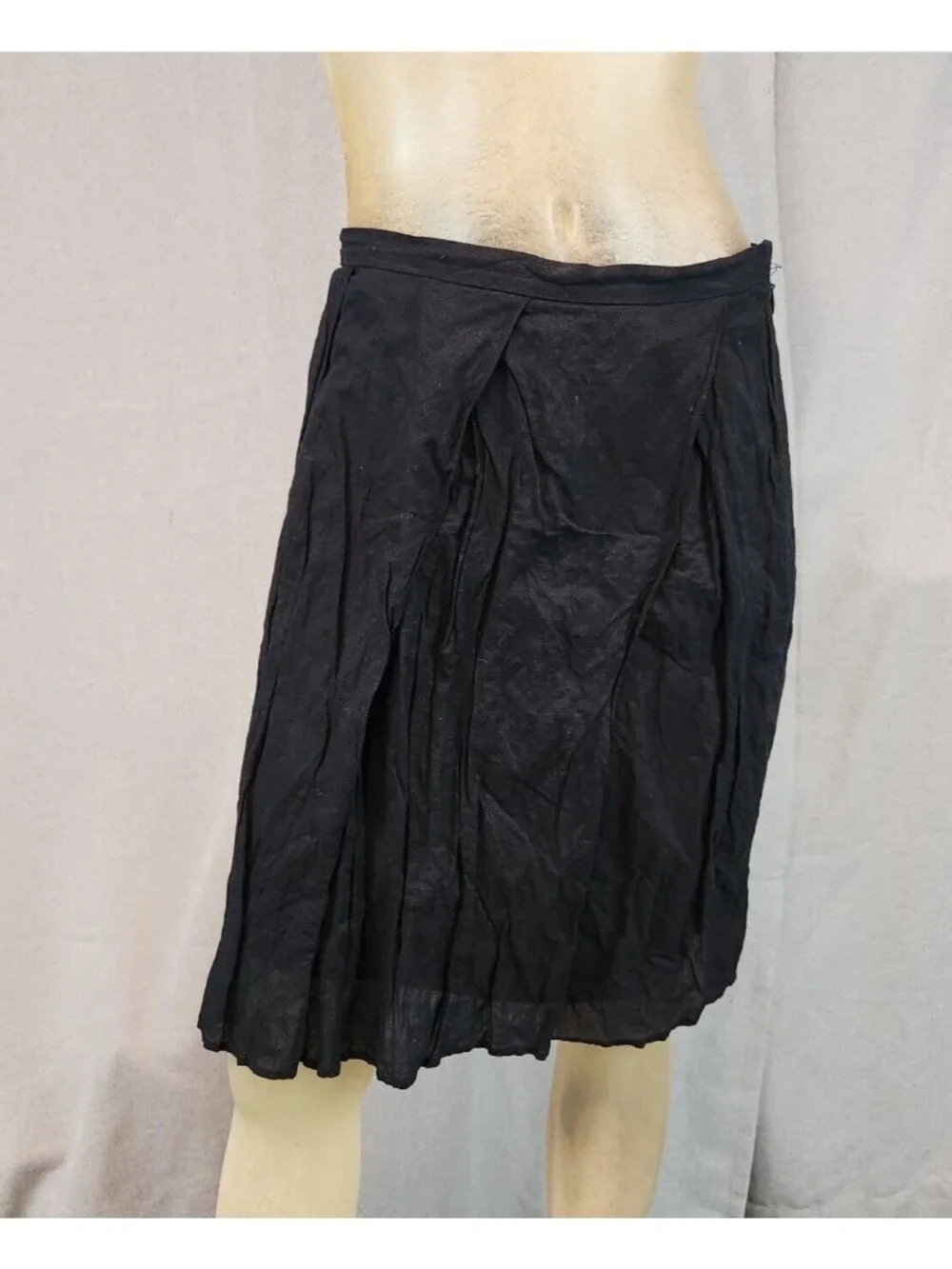 Kenneth Cole Solid Black Pleated Knee Length A Line Skirt Womens Size 2 XSMALL